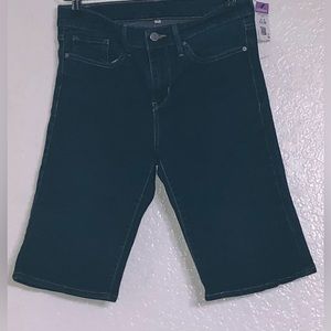 LEVIS JEAN SHORTS